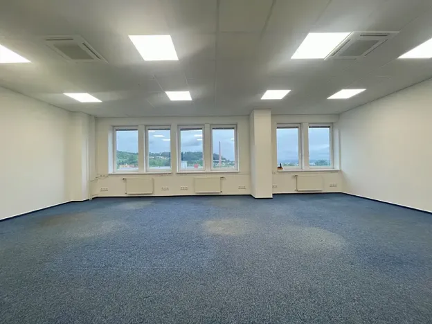 Pronájem kanceláře, Zlín, třída Tomáše Bati, 60 m2