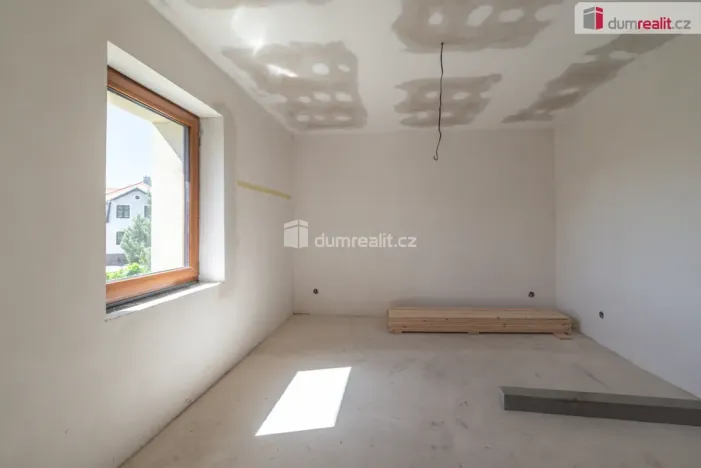 Prodej rodinného domu, Sadov - Lesov, 300 m2