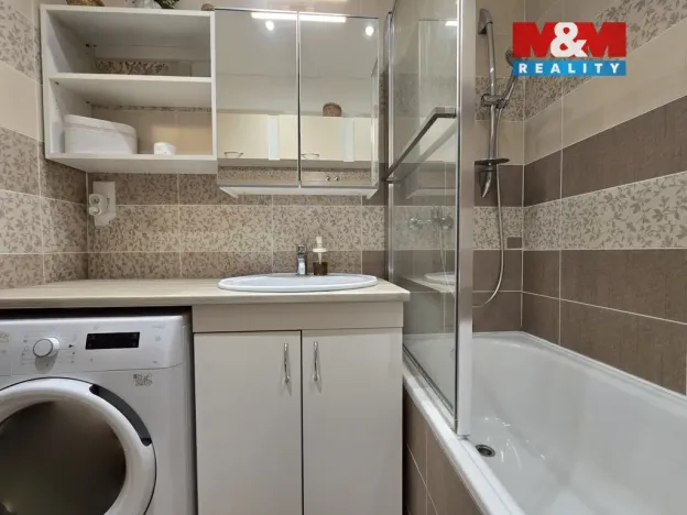 Prodej bytu 3+1, Frýdek-Místek - Frýdek, Novodvorská, 80 m2