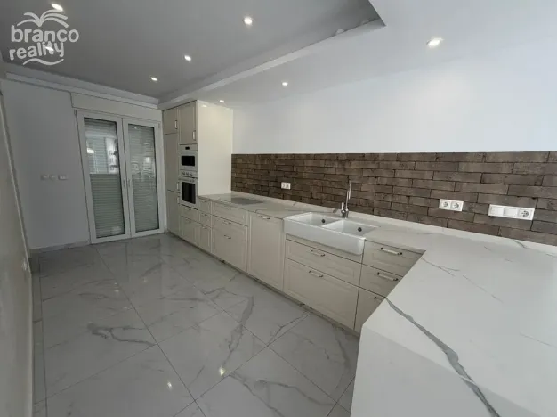 Prodej rodinného domu, Torrevieja, Alicante, Španělsko, 132 m2
