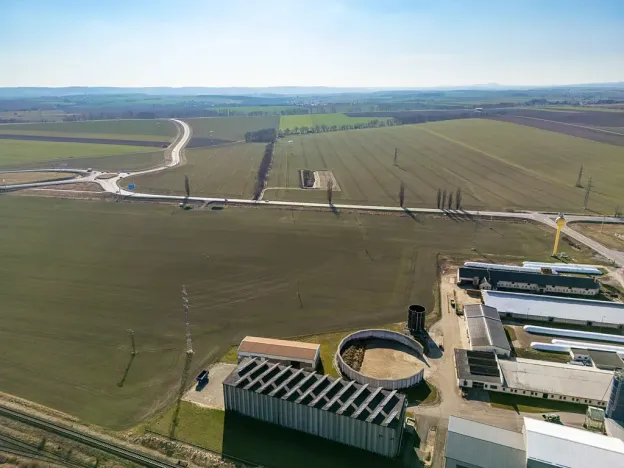 Prodej komerčního pozemku, Opava, 39508 m2
