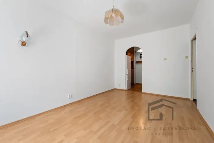 Prodej bytu 2+kk, Praha - Hostivař, Tenisová, 39 m2