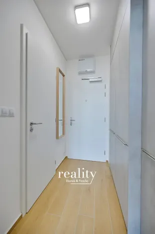 Pronájem bytu 1+kk, Brno, Trnitá, 24 m2