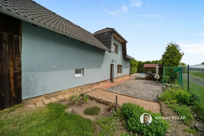 Prodej chalupy, Tetín, 130 m2