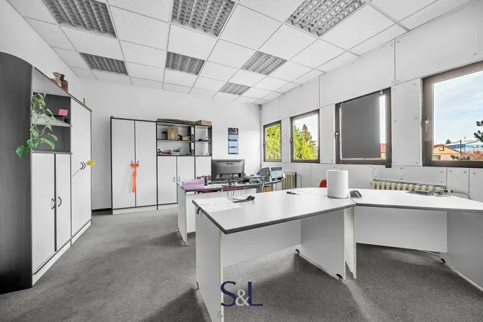 Prodej výrobních prostor, Turnov, Hruborohozecká, 2500 m2