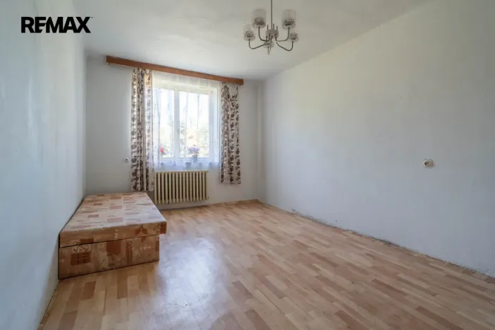 Prodej rodinného domu, Zlátenka, 425 m2