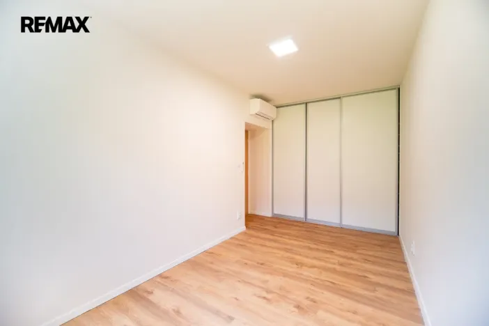 Pronájem bytu 2+kk, Milovice - Mladá, Višňová, 62 m2