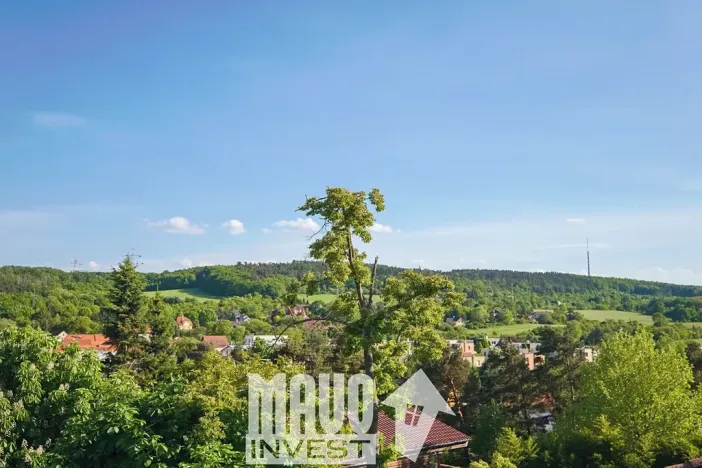 Prodej pozemku pro bydlení, Praha - Lipence, U žlábku, 550 m2