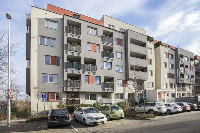 Pronájem bytu 2+kk, Praha - Prosek, Kytlická, 58 m2