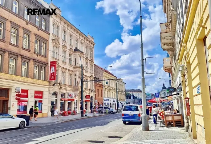 Pronájem kanceláře, Praha - Karlín, Sokolovská, 49 m2
