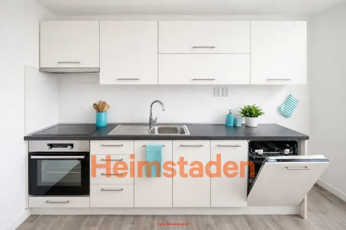 Pronájem bytu 3+kk, Ostrava - Moravská Ostrava, Sokolská třída, 74 m2