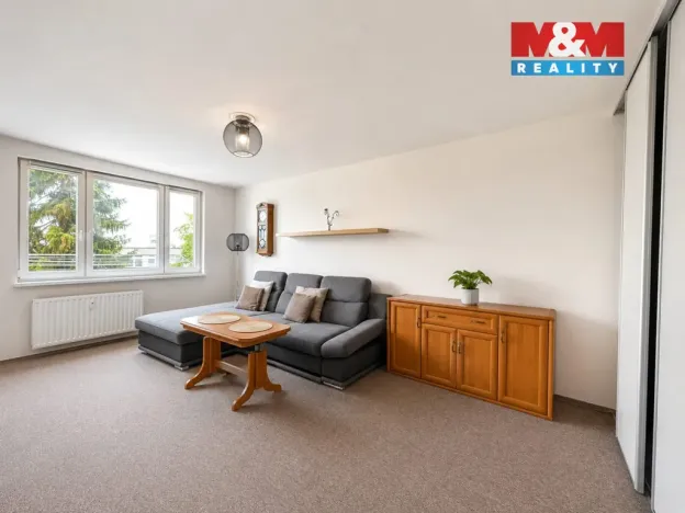 Pronájem bytu 2+1, Karviná - Hranice, Bratr. Veverkových, 56 m2