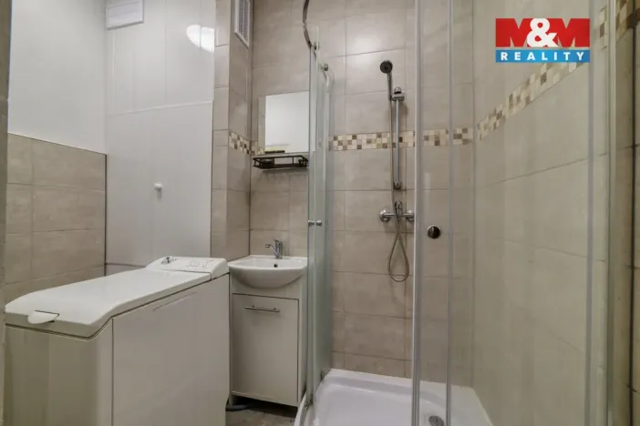 Prodej bytu 2+1, Cheb, V Zahradách, 52 m2