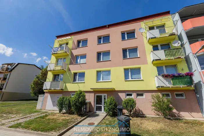Prodej bytu 3+1, Hodonice, Sídliště, 71 m2