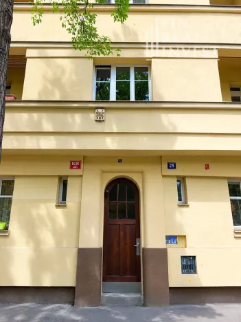 Pronájem bytu 2+kk, Praha - Libeň, 42 m2