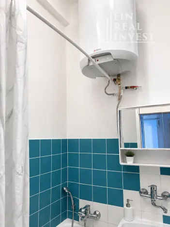 Pronájem bytu 2+kk, Praha - Libeň, 42 m2
