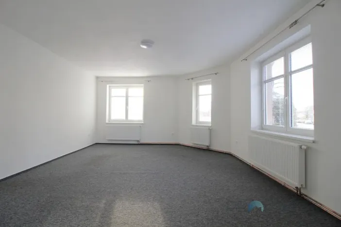 Pronájem bytu 1+1, Lanškroun - Žichlínské Předměstí, Komenského, 46 m2