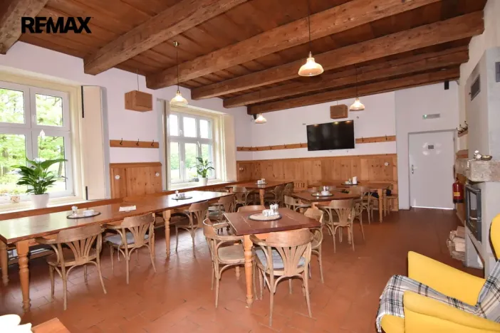 Prodej rodinného domu, Dolany - Véska, 382 m2