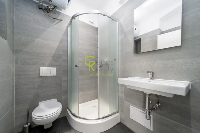 Pronájem bytu 1+kk, Praha, Jaromírova, 37 m2