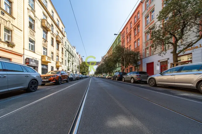 Pronájem bytu 1+kk, Praha, Jaromírova, 37 m2
