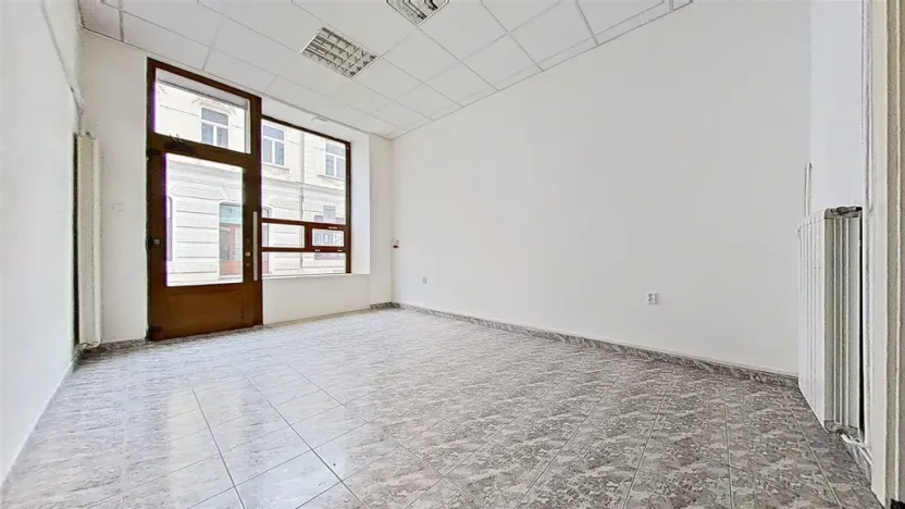 Pronájem kanceláře, Prostějov, nám. Edmunda Husserla, 19 m2