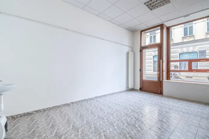 Pronájem kanceláře, Prostějov, nám. Edmunda Husserla, 19 m2
