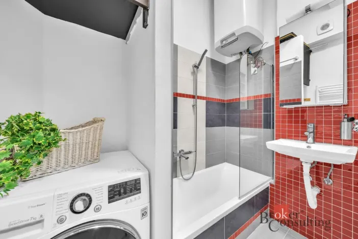 Prodej bytu 1+kk, Praha - Bubeneč, N. A. Někrasova, 50 m2