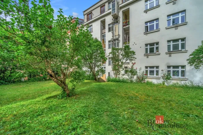 Prodej bytu 1+kk, Praha - Bubeneč, N. A. Někrasova, 50 m2