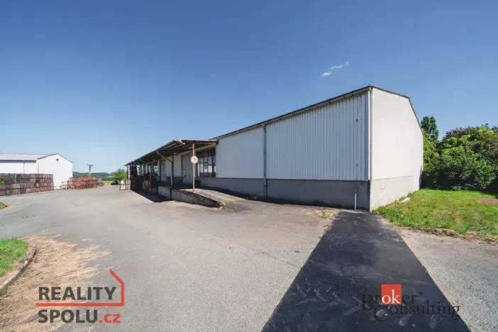 Pronájem skladu, Břasy, 980 m2