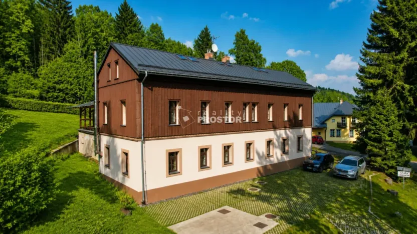 Prodej rodinného domu, Smržovka, 520 m2