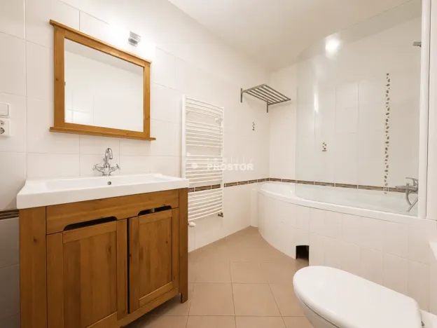 Prodej rodinného domu, Smržovka, 520 m2