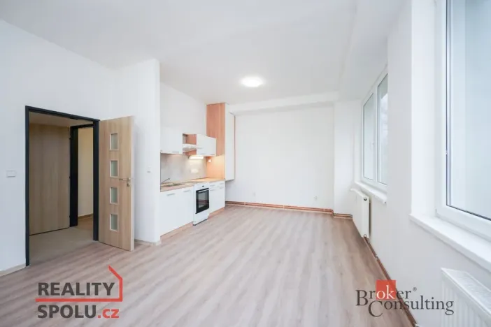 Pronájem bytu 2+kk, Mlékojedy, 51 m2