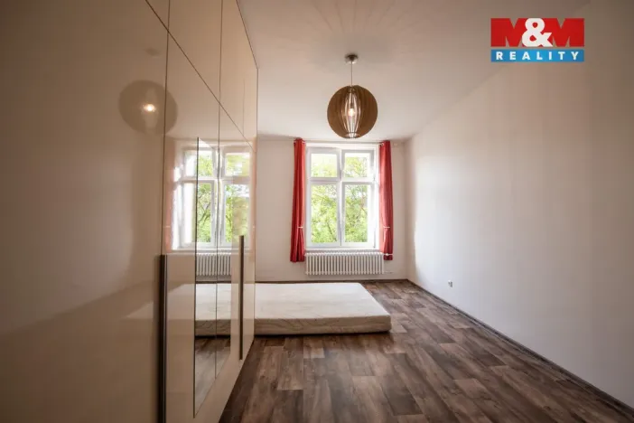 Pronájem bytu 3+1, Hradec Králové - Kukleny, Pražská třída, 85 m2