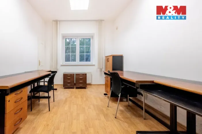 Pronájem kanceláře, Praha - Strašnice, Kolovratská, 18 m2