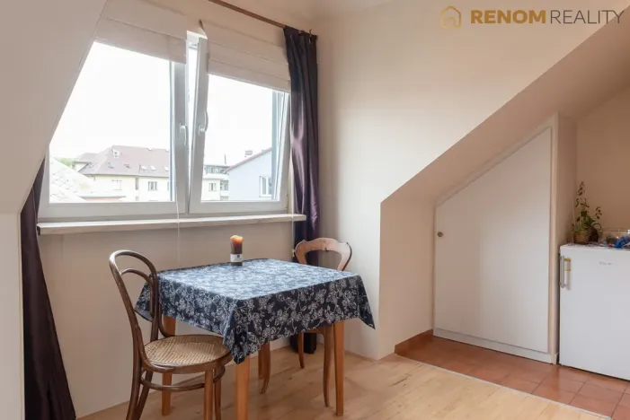 Pronájem bytu 1+kk, Šternberk, Komenského, 30 m2