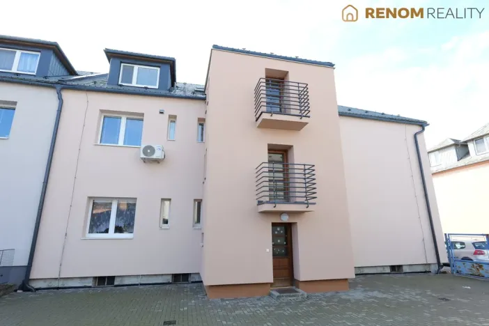 Pronájem bytu 1+kk, Šternberk, Komenského, 30 m2
