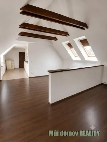 Pronájem bytu 3+kk, Praha - Dolní Měcholupy, 73 m2