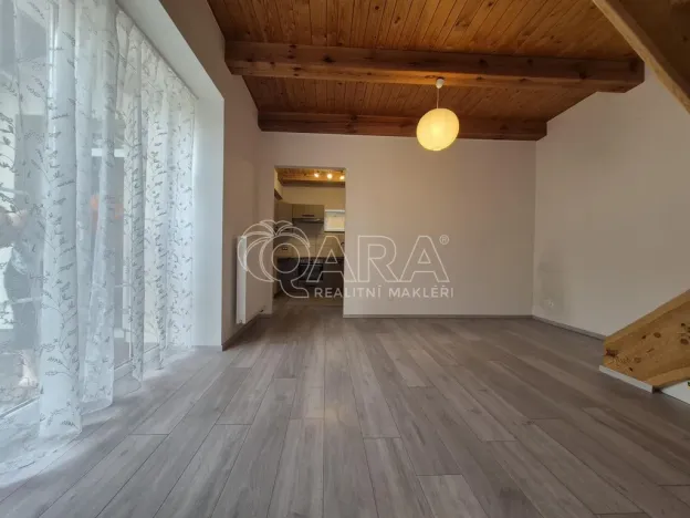 Pronájem rodinného domu, Kozojedy, 1. máje, 100 m2