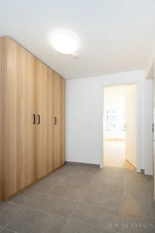Pronájem bytu 2+kk, Praha - Vysočany, Smržových, 58 m2