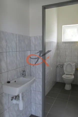 Pronájem skladu, Valašské Meziříčí, M. Alše, 265 m2