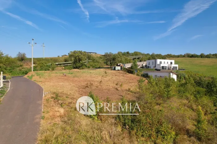 Prodej pozemku pro bydlení, Zabrušany - Straky, 1535 m2