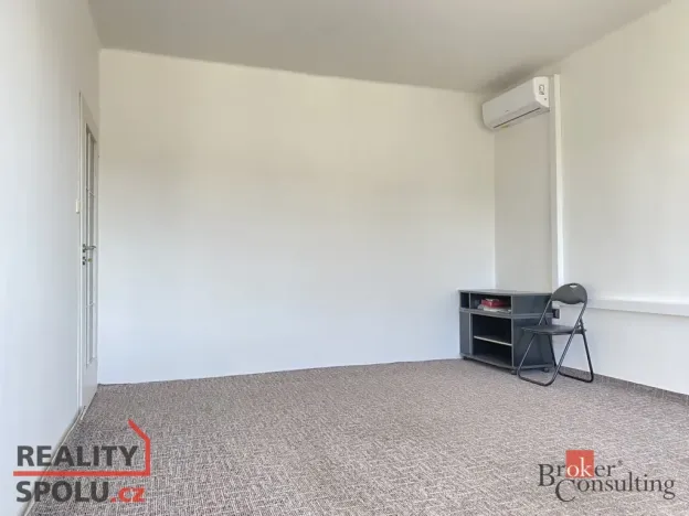 Prodej bytu 2+1, Opava - Předměstí, náměstí Republiky, 49 m2