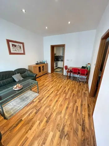 Pronájem bytu 3+1, Praha - Žižkov, Seifertova, 80 m2