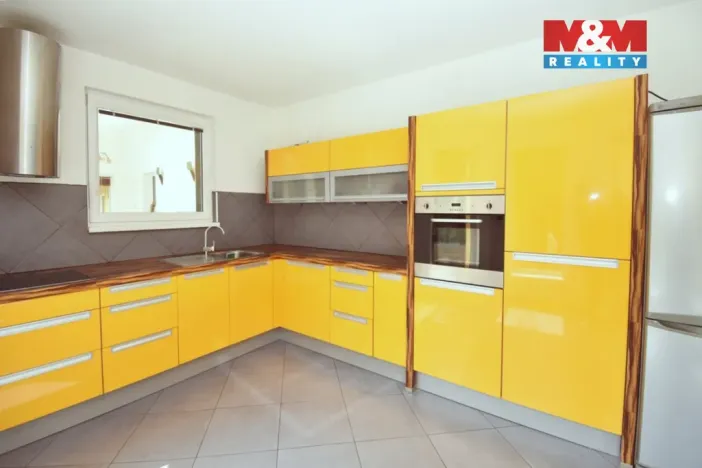 Prodej rodinného domu, Tachlovice, Sportovní, 312 m2