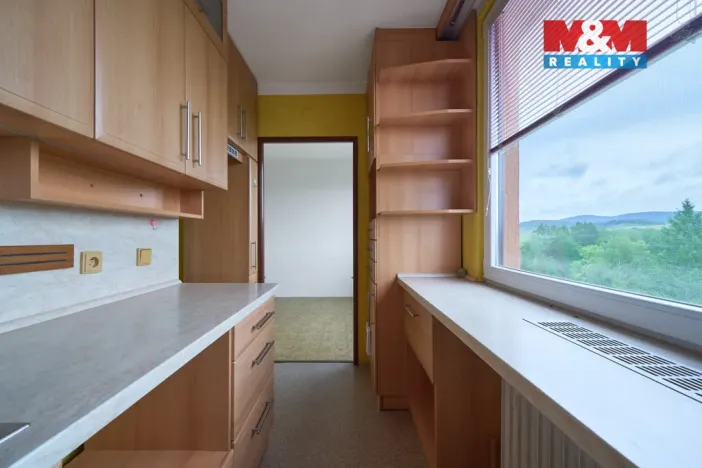 Prodej bytu 3+kk, Broumov - Olivětín, Dukelská, 49 m2