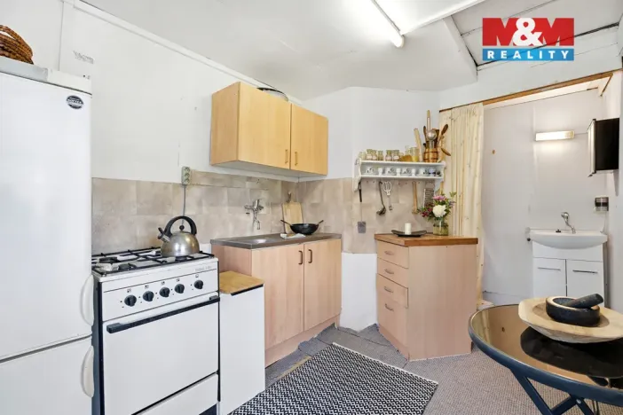 Prodej chaty, Ústí nad Labem - Sebuzín, 20 m2