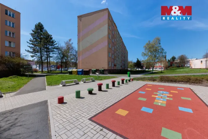 Prodej bytu 3+1, Chodov, Tovární, 65 m2