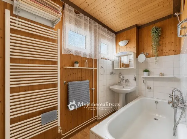 Prodej rodinného domu, Šatov, 120 m2