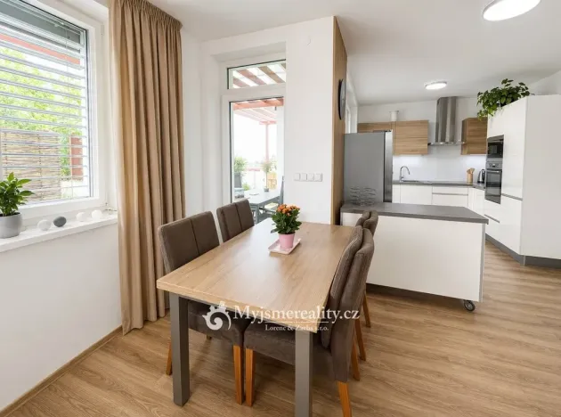 Prodej bytu 4+kk, Znojmo, Vídeňská třída, 169 m2