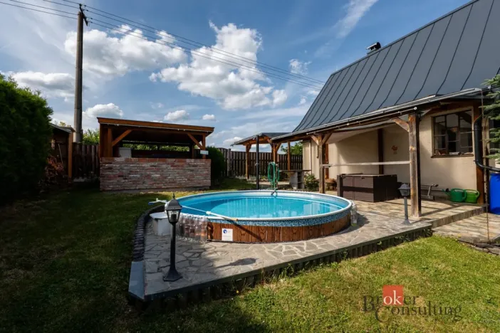 Prodej chaty, Líšťany - Lipno, 55 m2